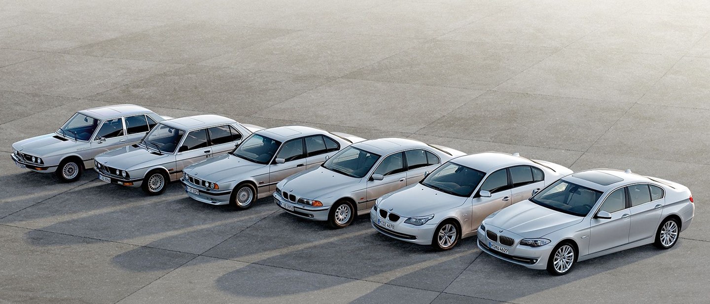 Generationsbillede af BMW 5-serie fra 1972-2023 